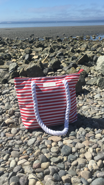 Connect Wine Purse Red & White - Wine Purse- Women - Connect Collection - Wine Tote - Hidden & Insulated Pocket!  Beach Bag With Pouring Spout!  Free Shipping To Canada & USA!